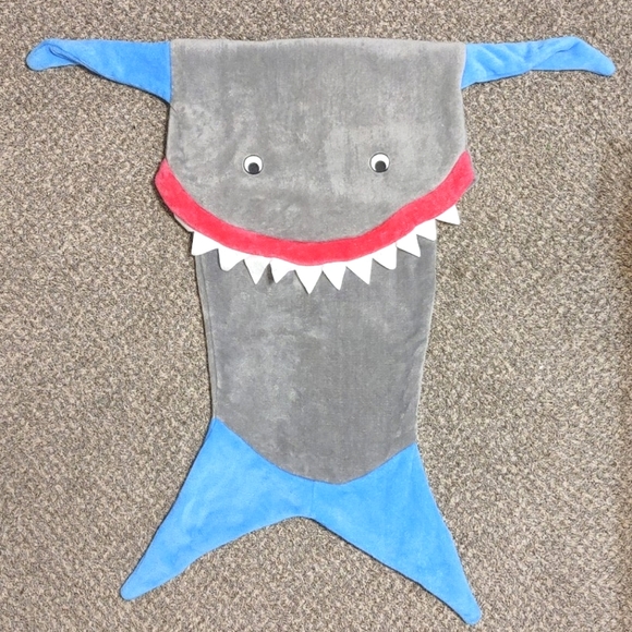 Grey Shark Bite Snuggie Ultra Soft Micromink Shark Tail Sleeping Bag Blanket 50" - Picture 12 of 12